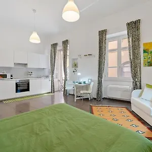 https://hometolove-marina.in-sardinia.net